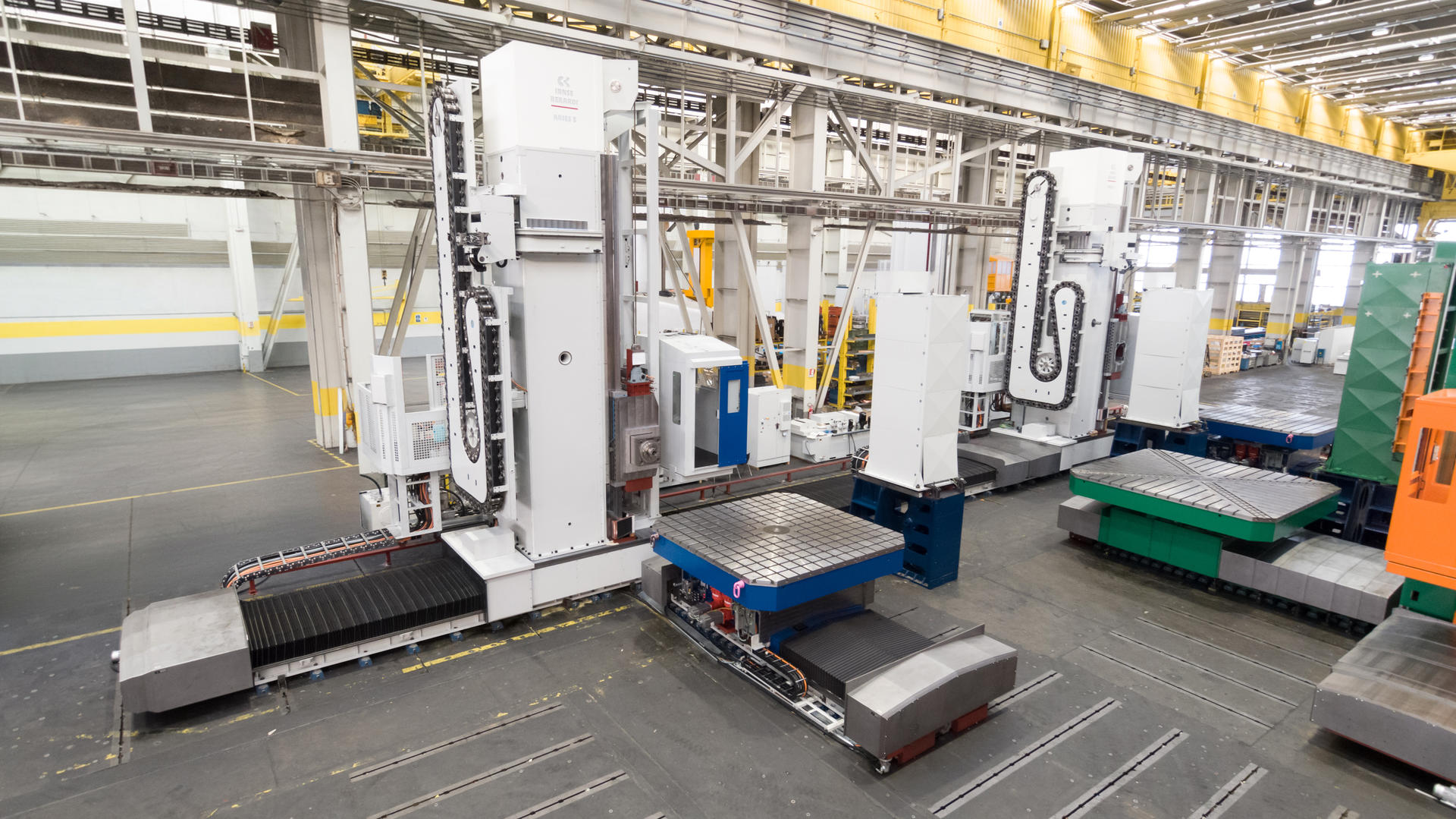 Aries Hydro horizontal CNC milling and boring machine with hydrostatic guideways