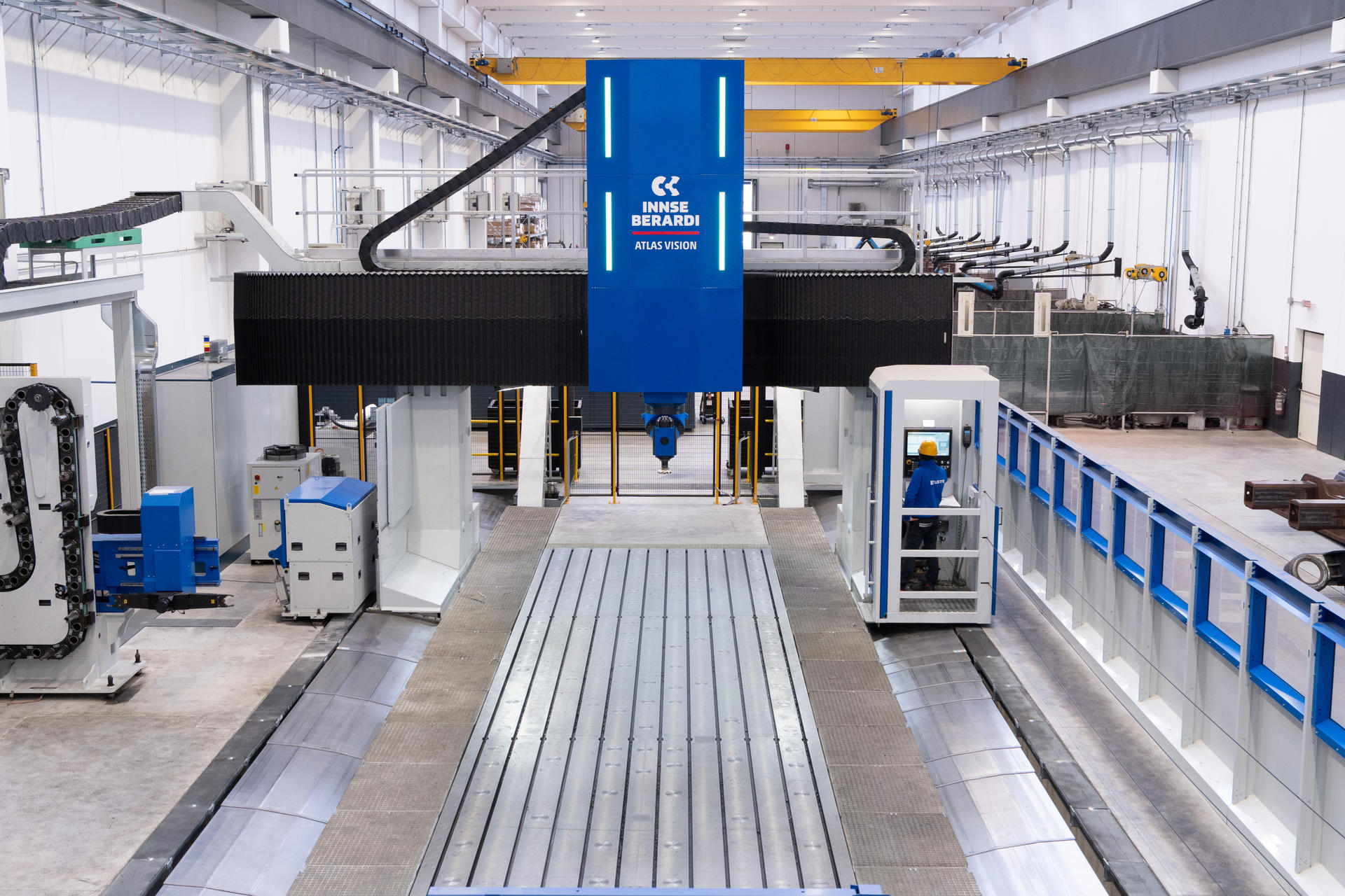 Atlas Vision high-speed vertical CNC milling machine