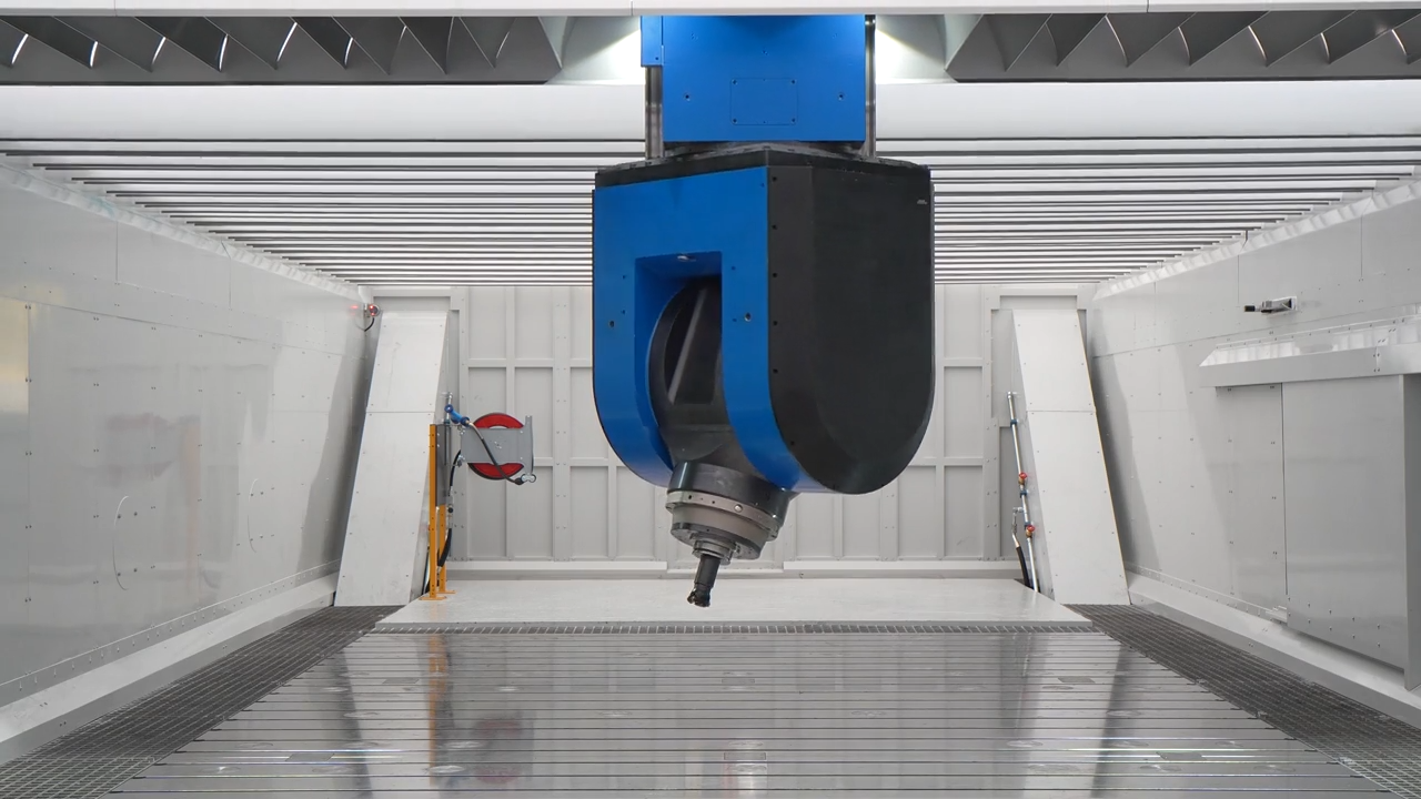TOM-E fork-type electrospindle 5-axis head