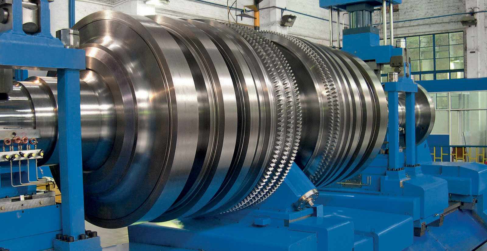CNC machining of turbine rotor with precision milling
